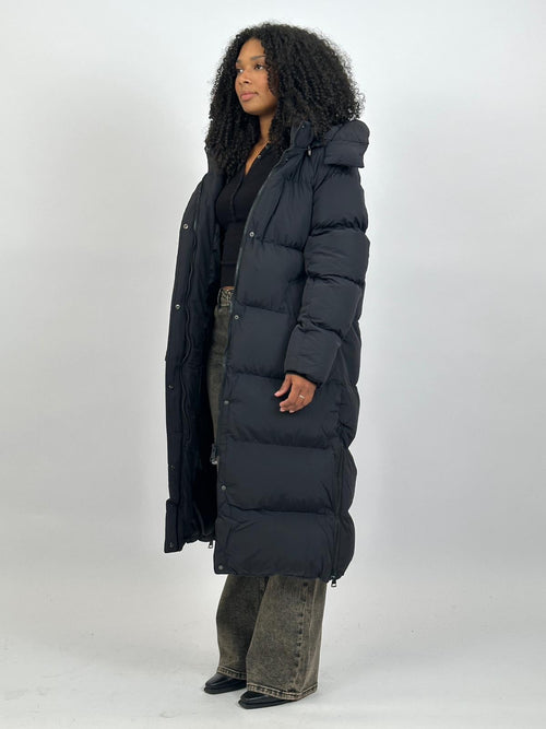 LONG ZIPPER PUFFER COAT BLACK 7580 PRE ORDER